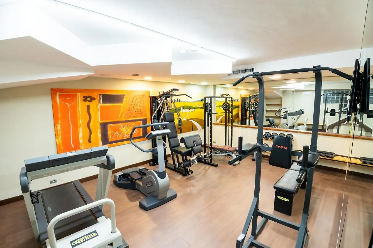 Hotel Комо 4*,  Италия